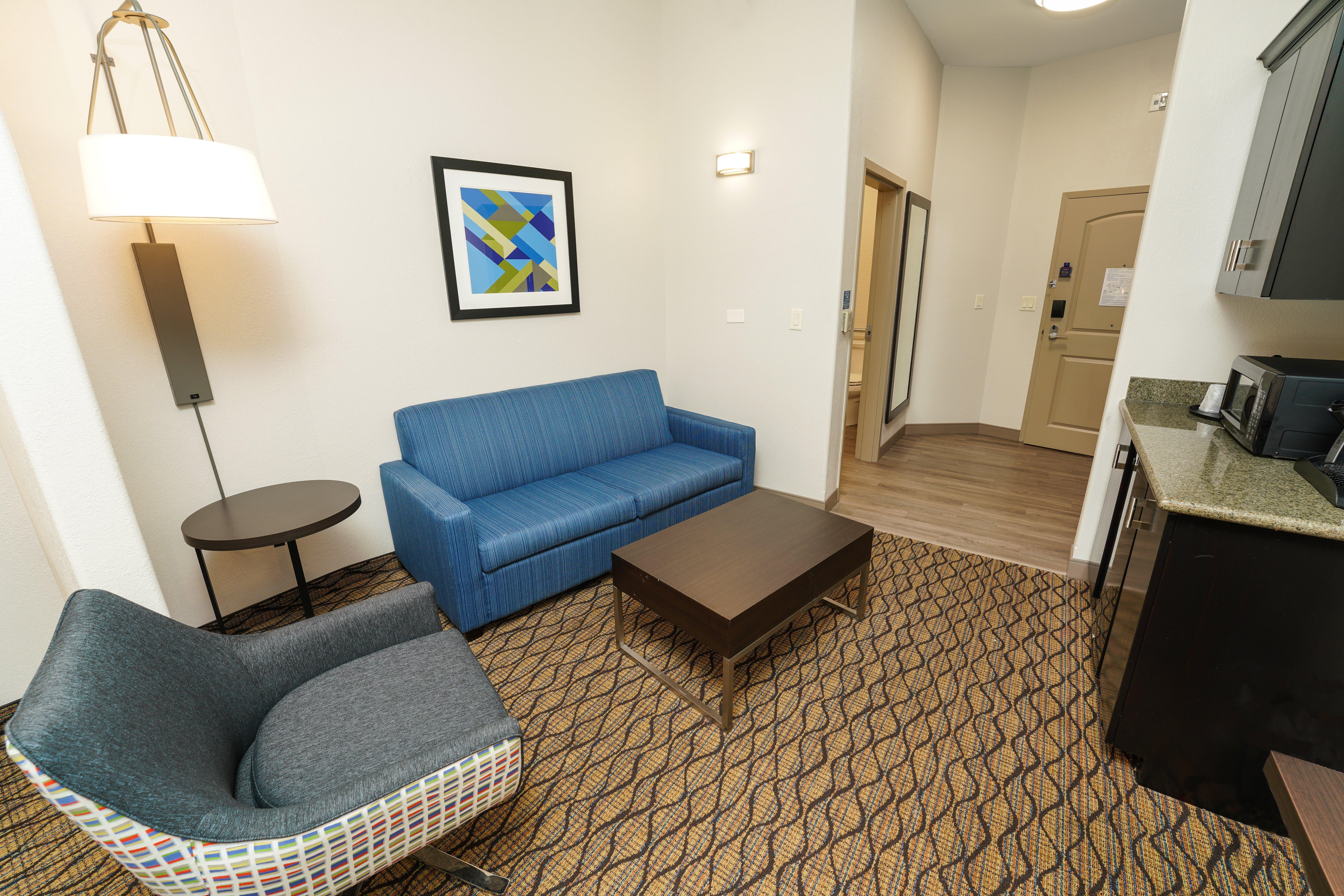 Holiday Inn Express And Suites Springfield Medical District By Ihg Bagian luar foto
